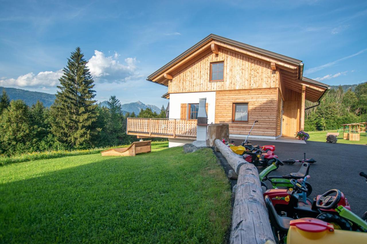 Chalets Und Apartments Hauserhof Nassfeld Schlanitzen Esterno foto